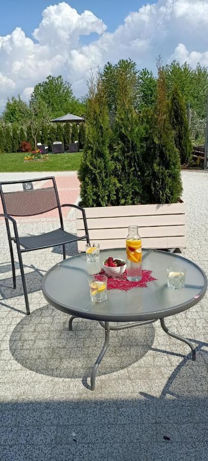Ostoja Czersk Zamek Gora Kalwaria Apartment Bagian luar foto